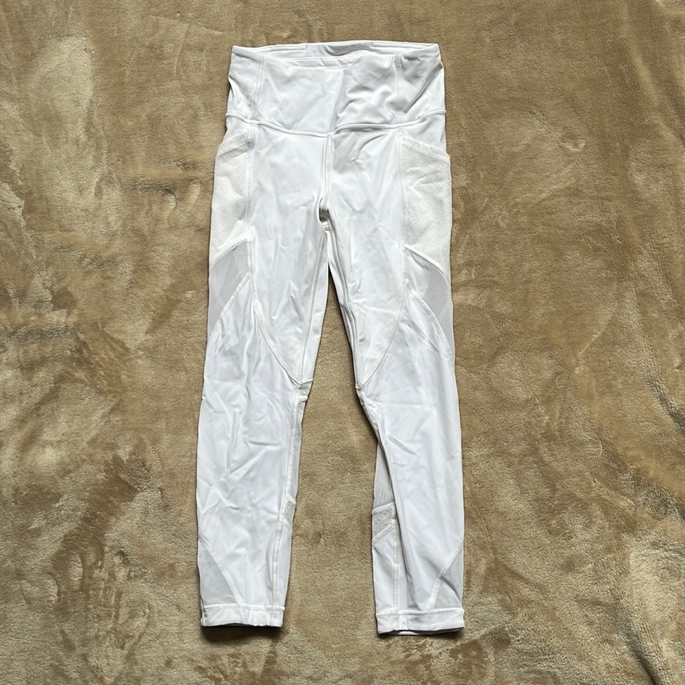 - Lulu lemon workout pant